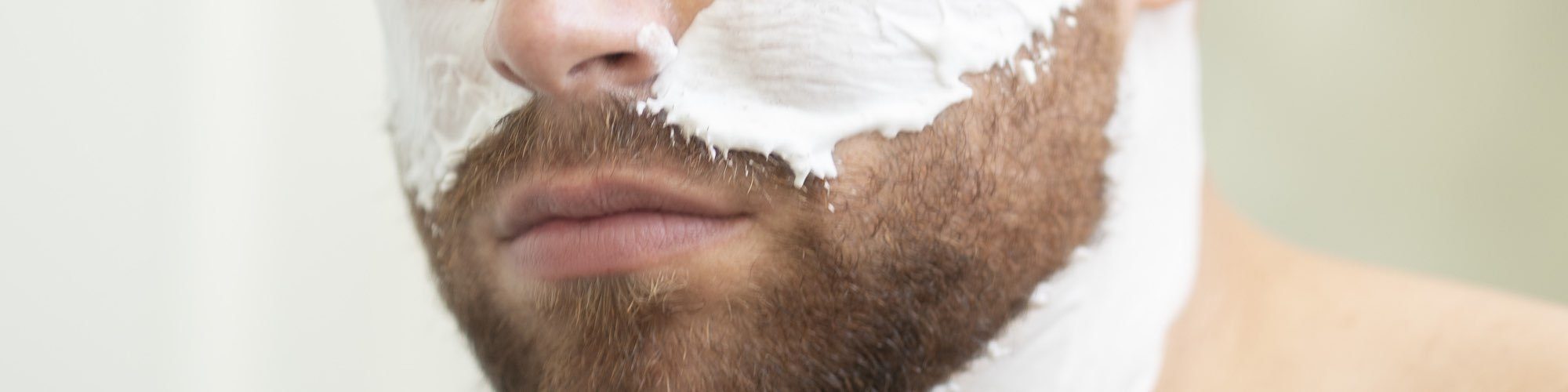 Barbering rundt skjegg