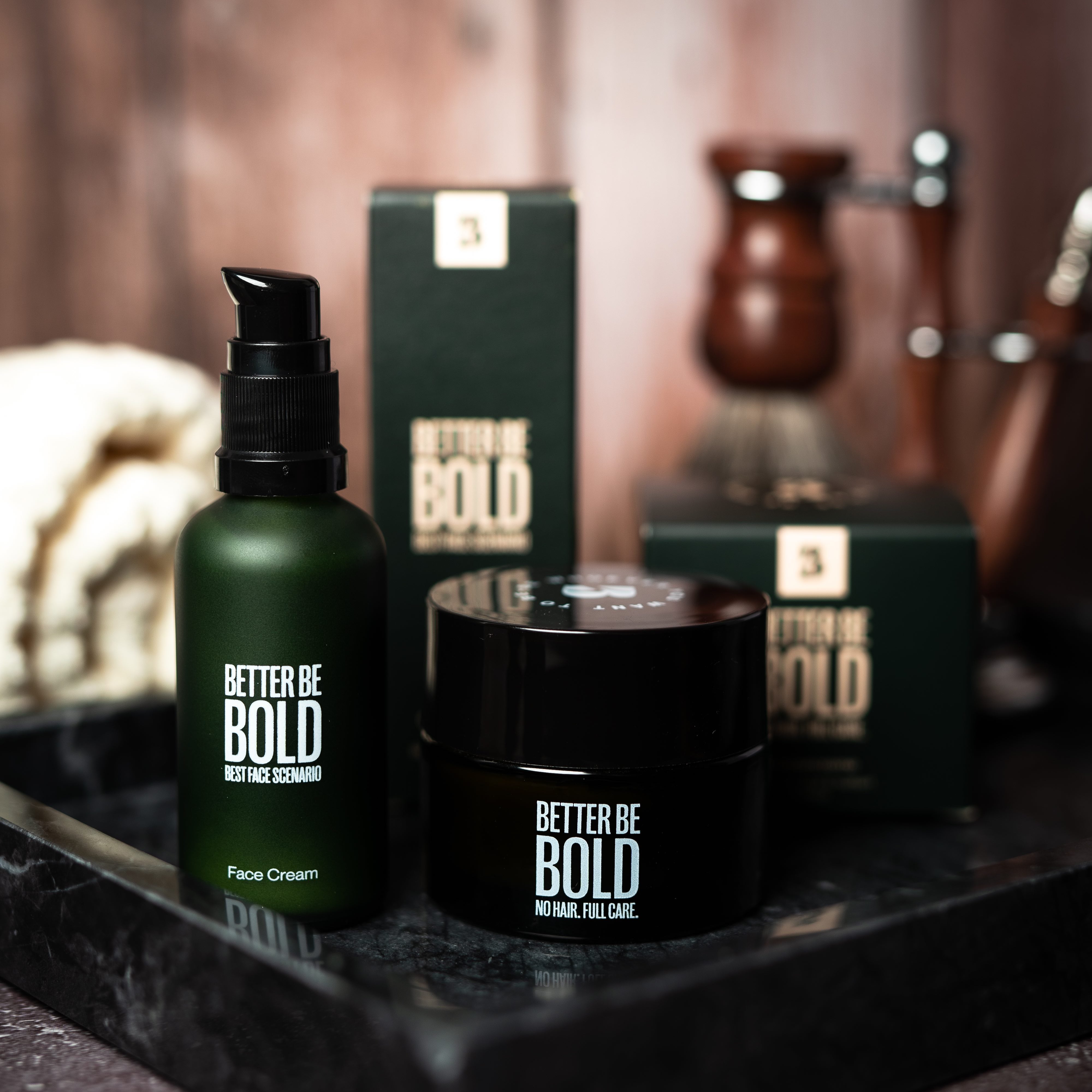 Gruppe med hudpleieprodukter fra Better Be Bold til skallede menn.