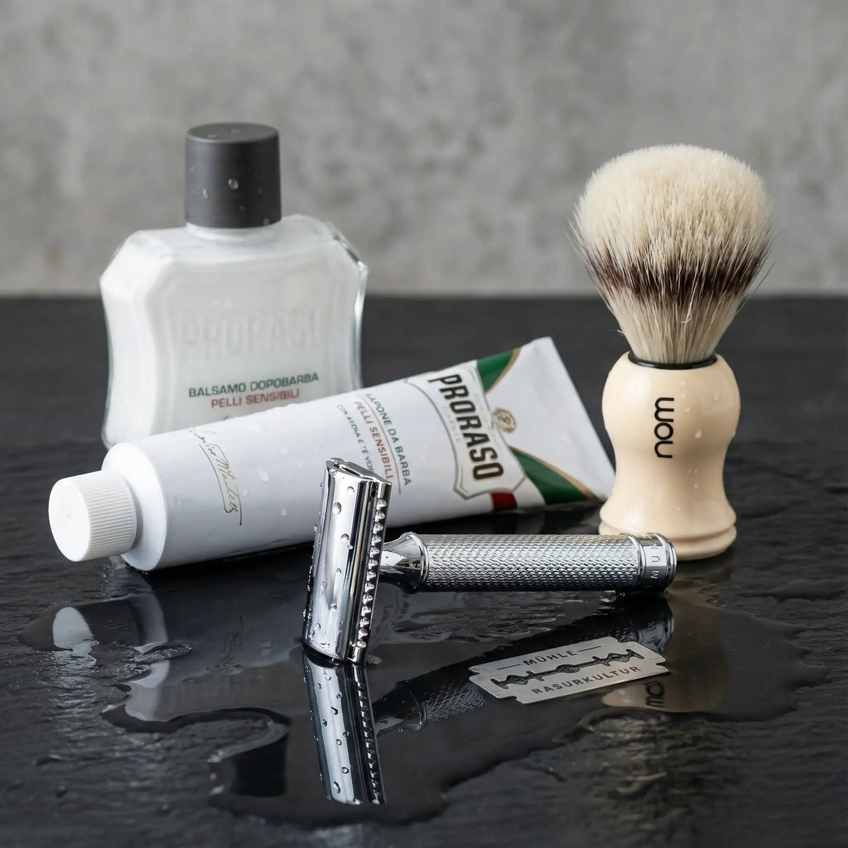 Introsett til tradisjonell barbering