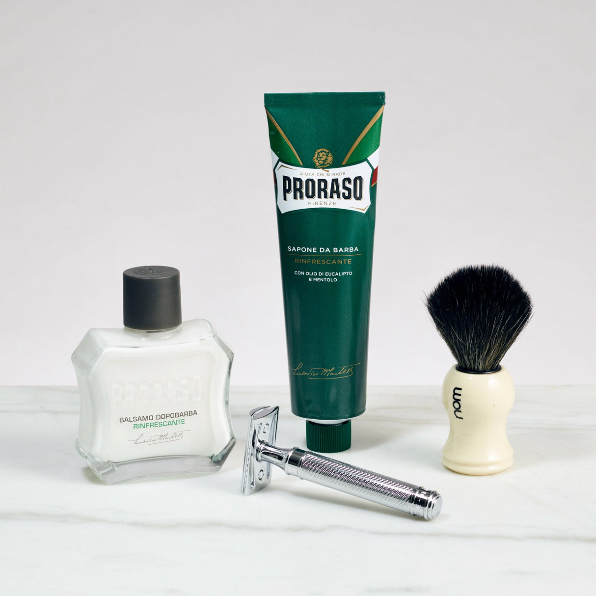 Introsett til tradisjonell barbering