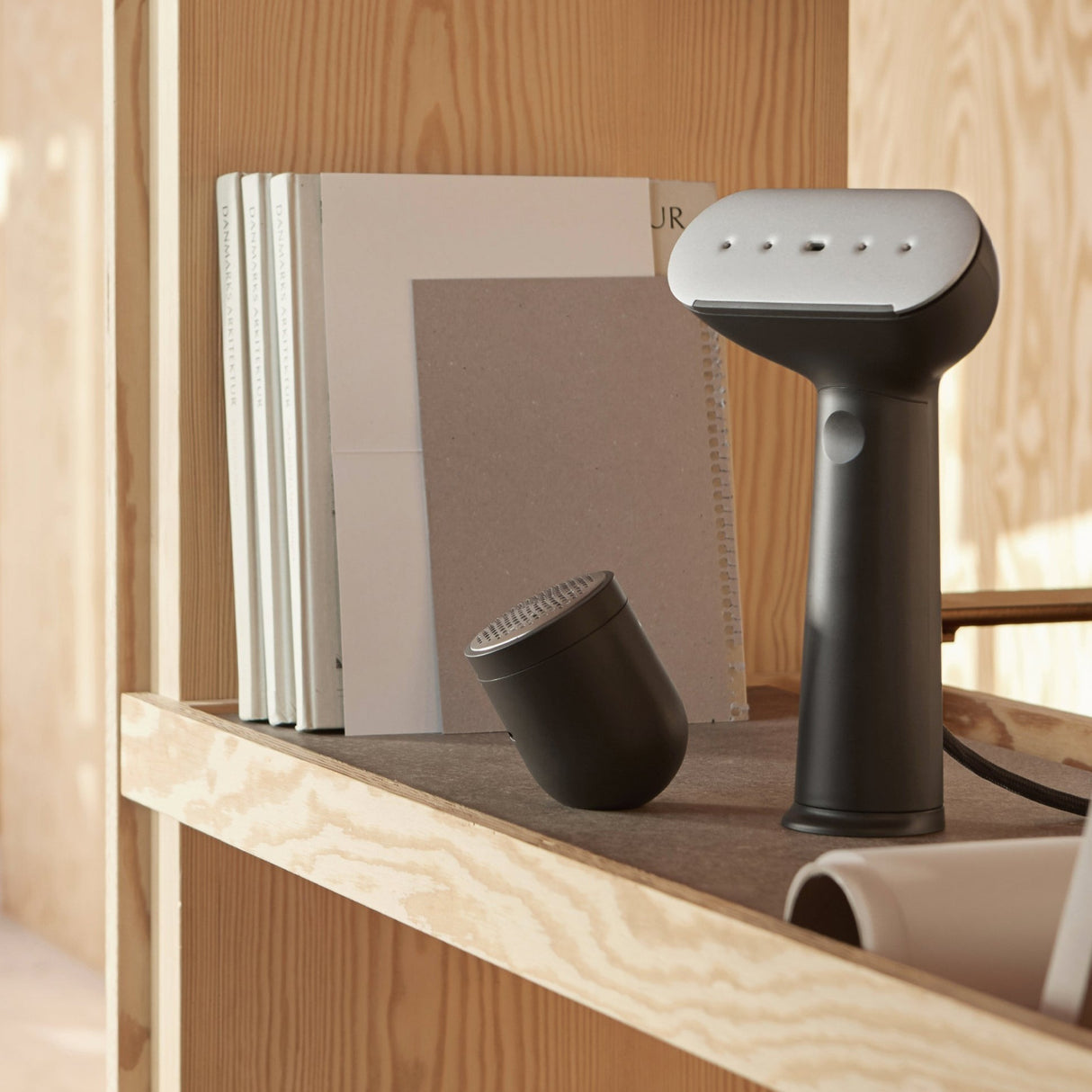 Steamery Cirrus No. 3 Iron Steamer