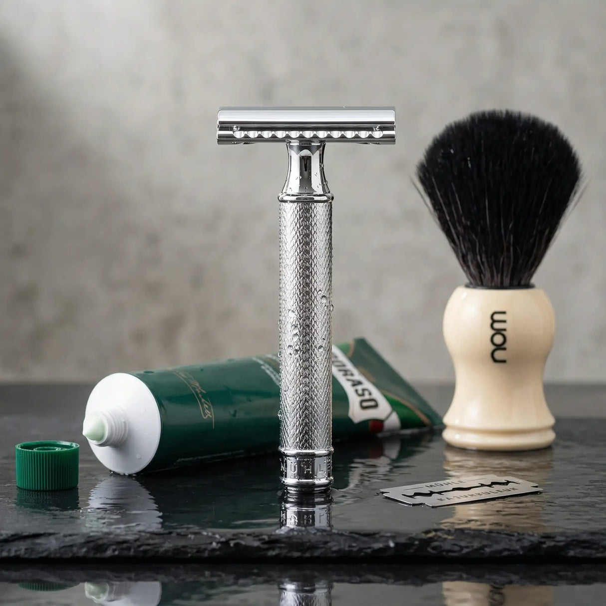 Introsett til tradisjonell barbering 