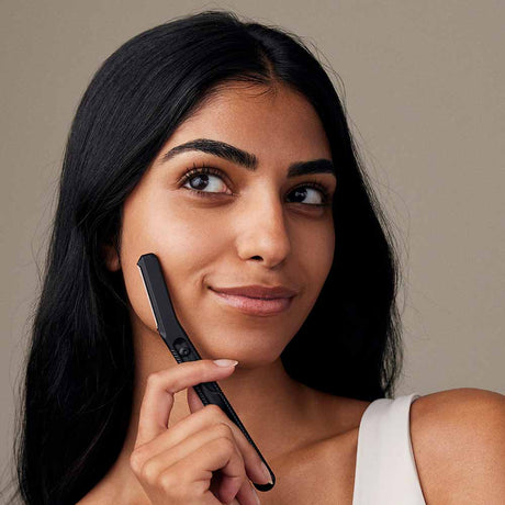 Leaf Shave dermaplaner 