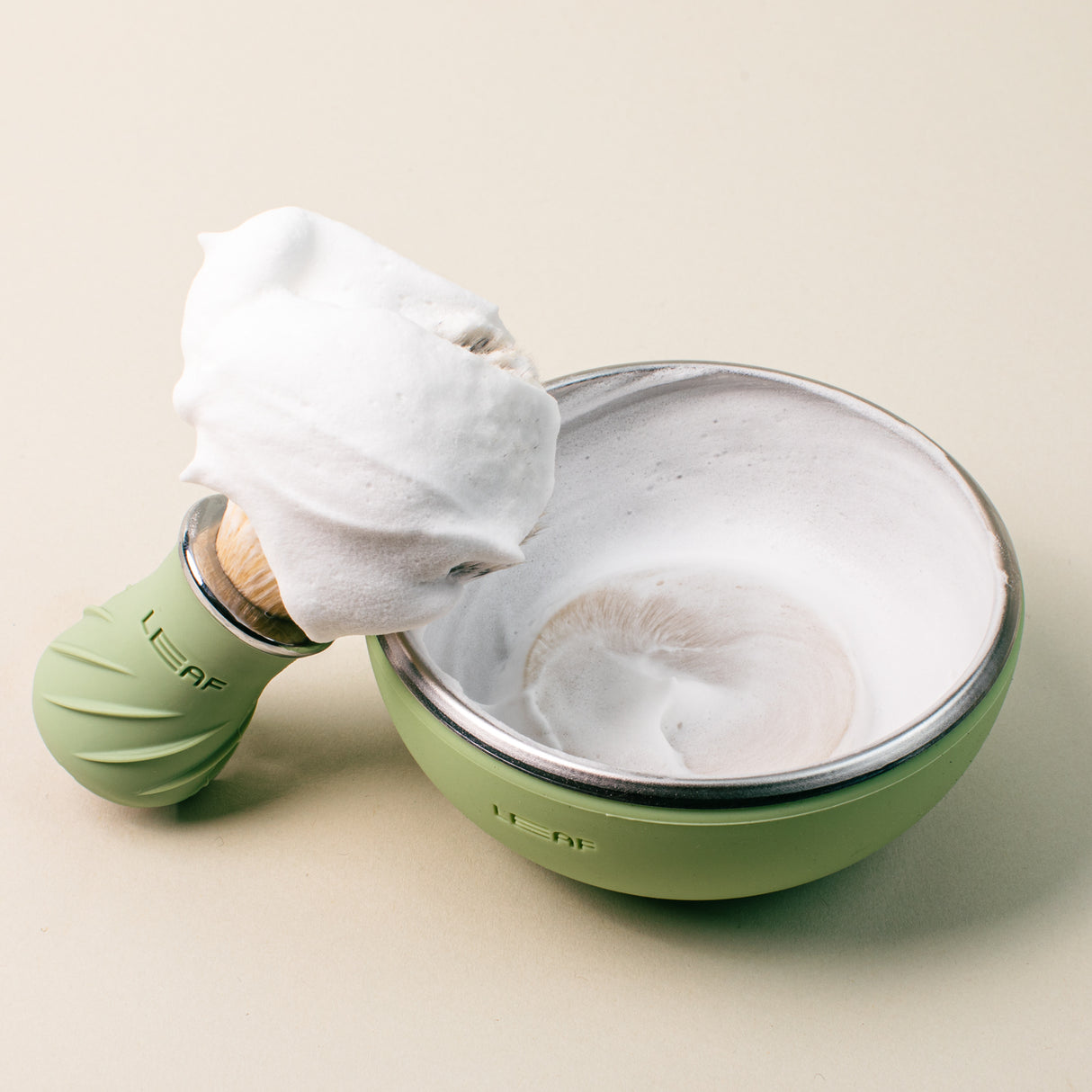 Leaf Shave barberskål og kost