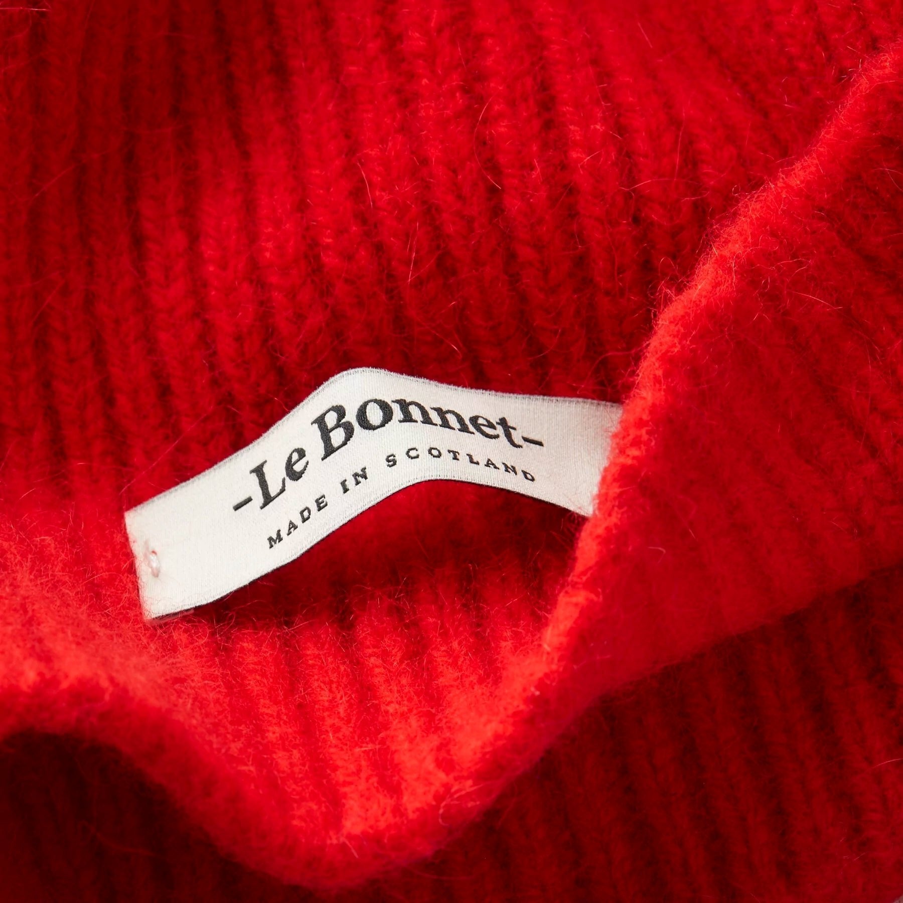 Le Bonnet Beanie lue Crimson